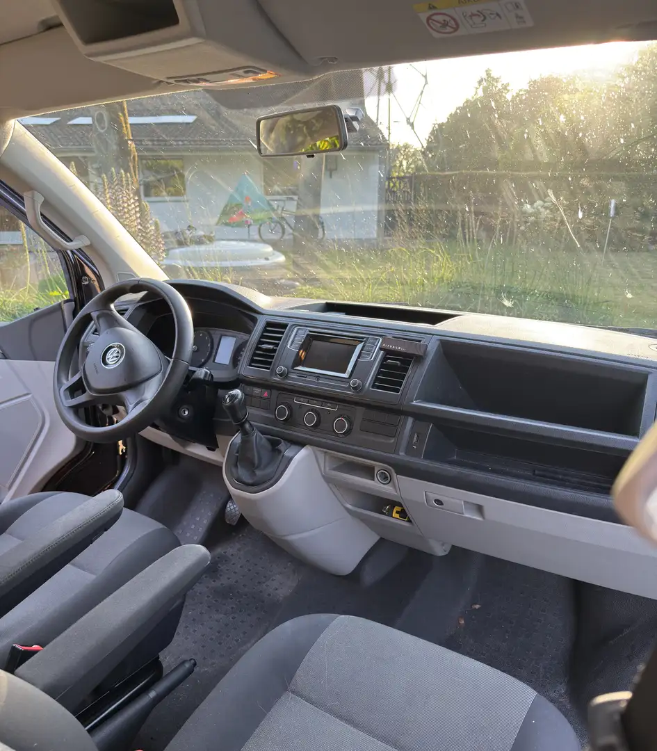 Volkswagen Transporter T6 Business Zwart - 2