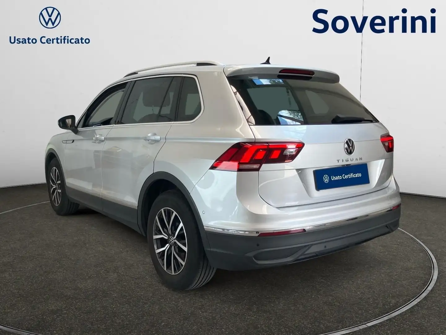 Volkswagen Tiguan Tiguan 1.5 TSI 150 CV DSG ACT Life Plateado - 2