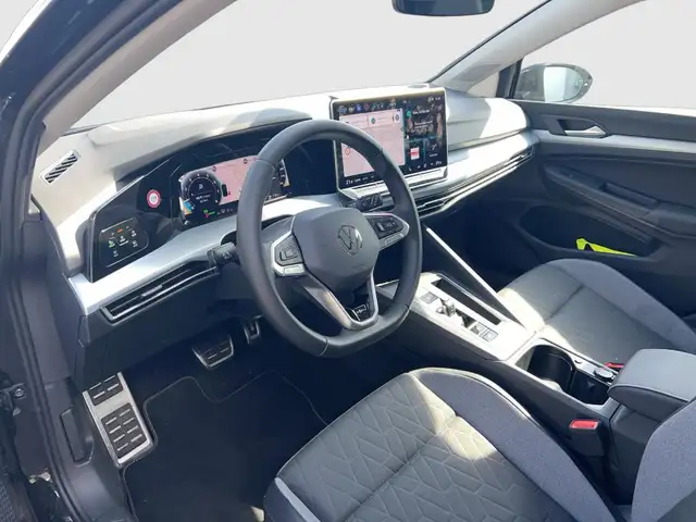 Volkswagen Golf view 9