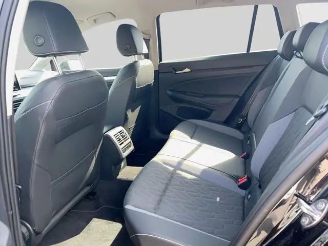 Volkswagen Golf view 13
