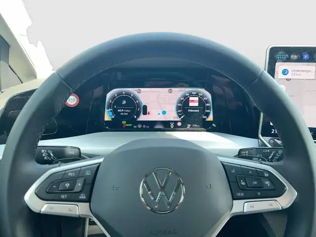 Volkswagen Golf view 10