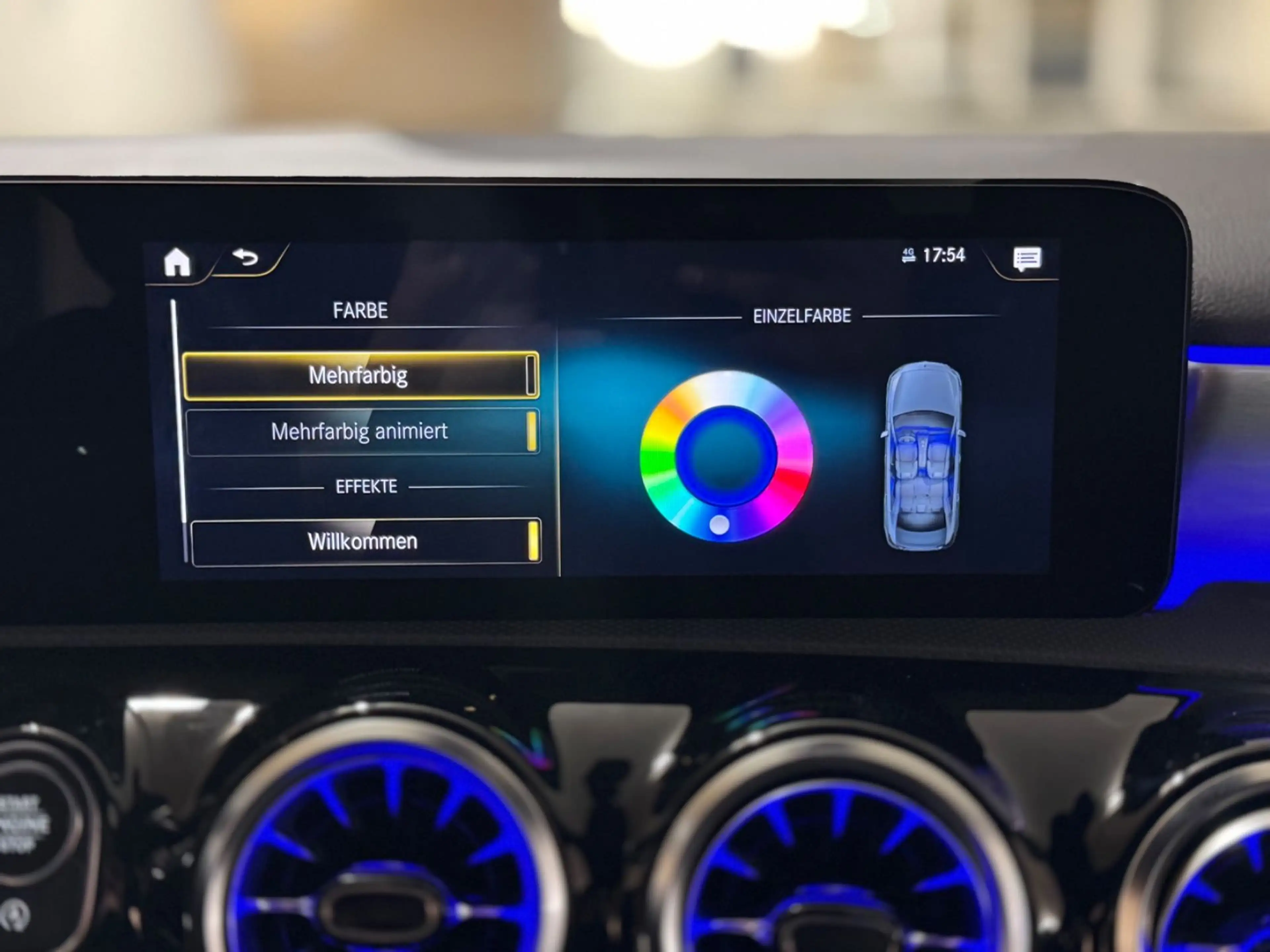 Mercedes-Benz A 180 d LIM AMG NIGHT WIDE AMBI KAM MBUX LED 2.0 — photo 18