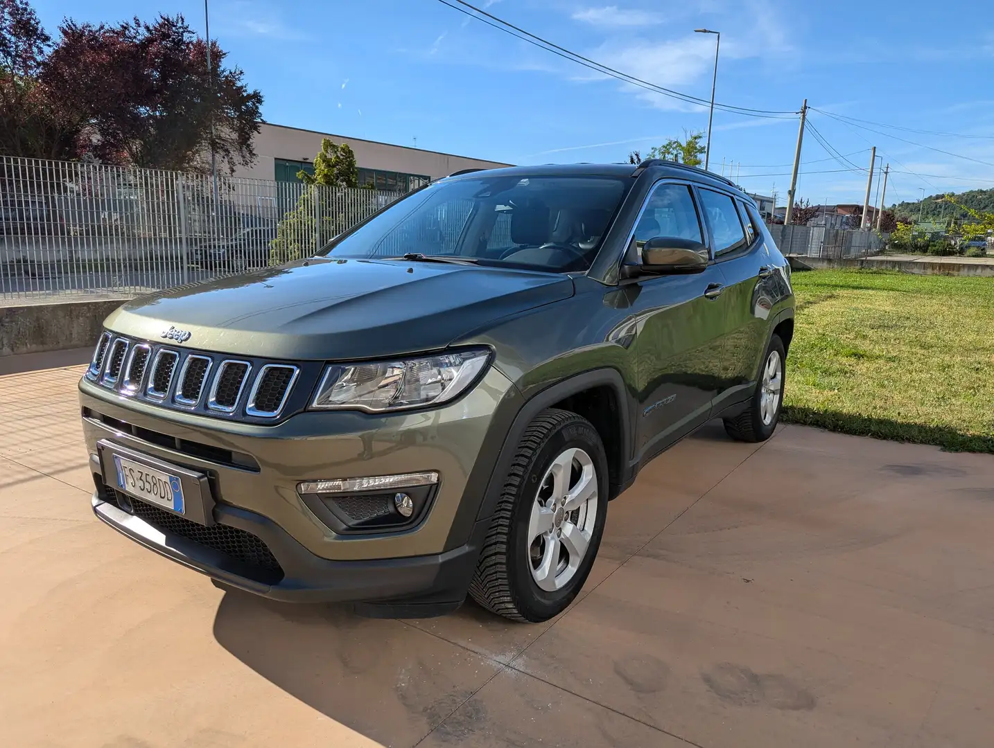 Jeep Compass II 2018 1.6 mjt Business 2wd 120cv Verde - 1