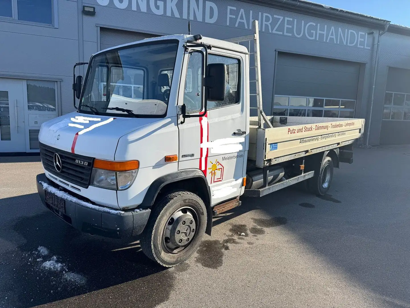Mercedes-Benz Vario 813D Pritsche Lang AHK Blanc - 1
