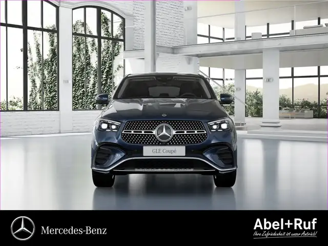 Mercedes-Benz 450 view 2