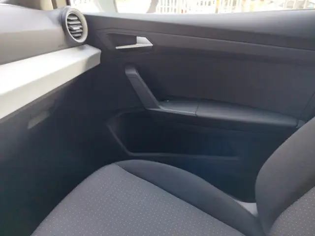 Seat Arona view 24