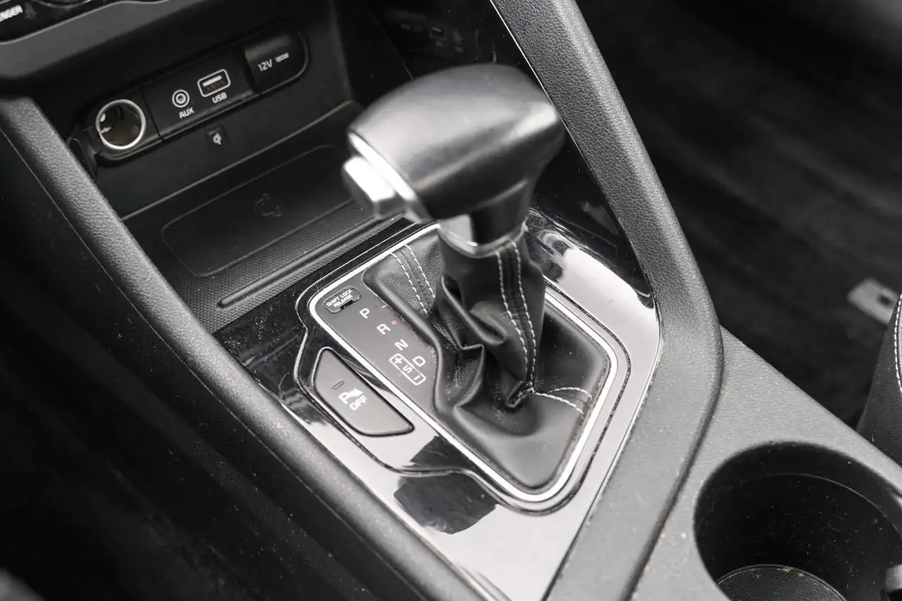 Kia Niro снимка Kia Niro