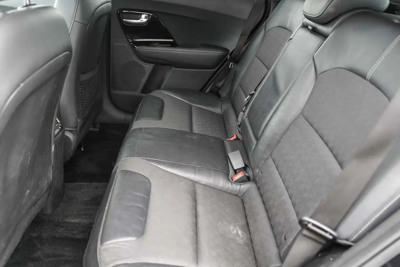 Kia Niro снимка Kia Niro