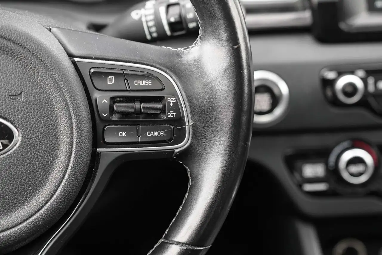 Kia Niro снимка Kia Niro