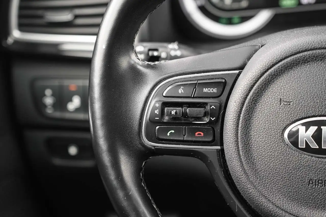 Kia Niro снимка Kia Niro
