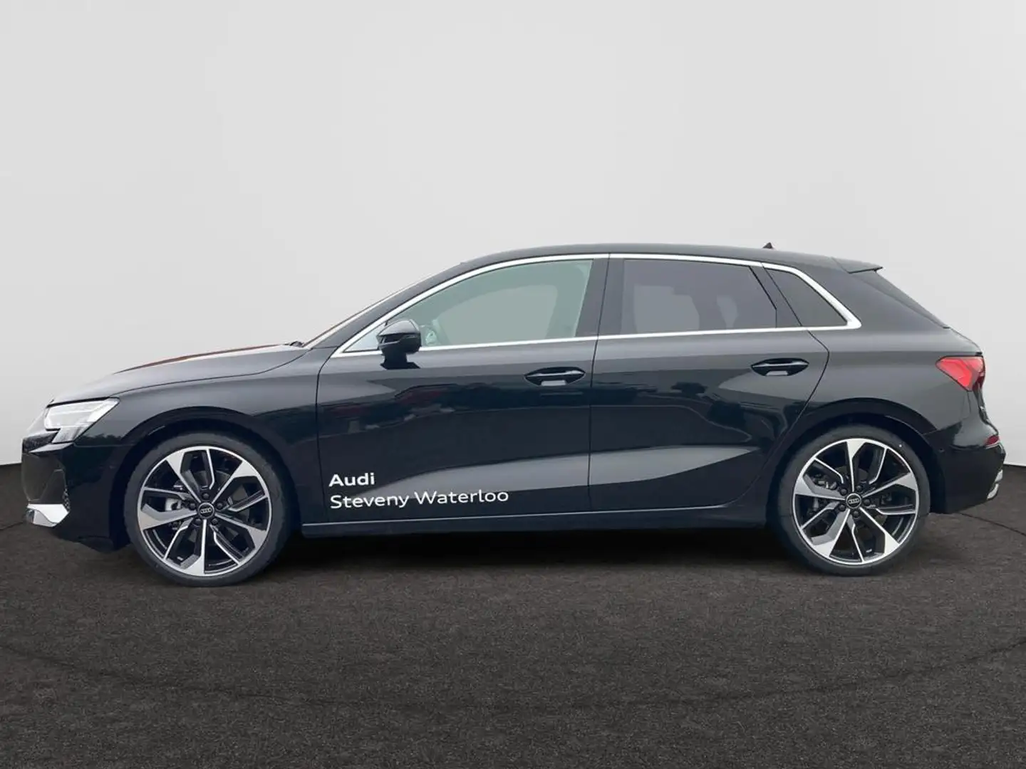 Audi A3 Sportback Audi A3 Sportback 35 TFSI 110(150) kW(ch) S tronic Zwart - 2