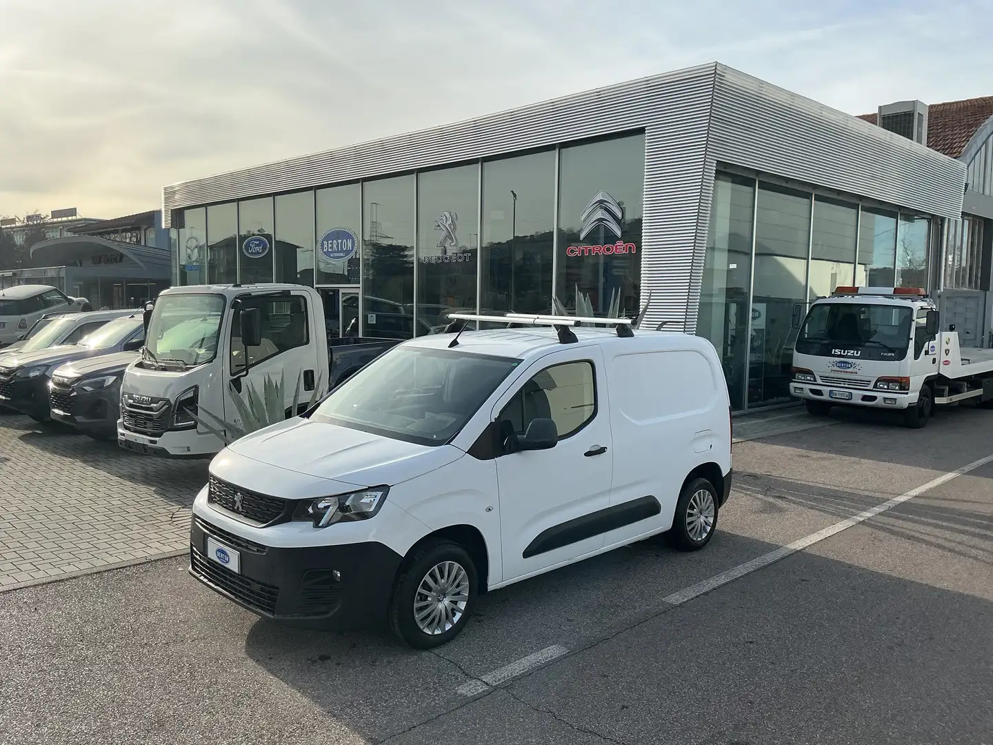 Peugeot Partner BlueHDi Premium Weiß - 1