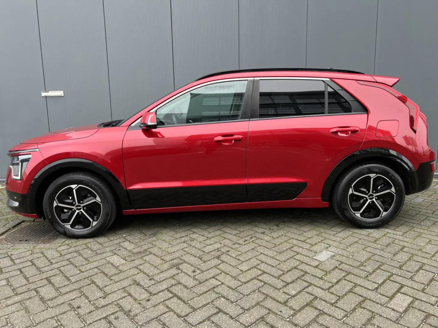 Kia Niro 1.6 GDi 140pk Hybrid DynamicPlusLine | Leder | Cli Rood - 2
