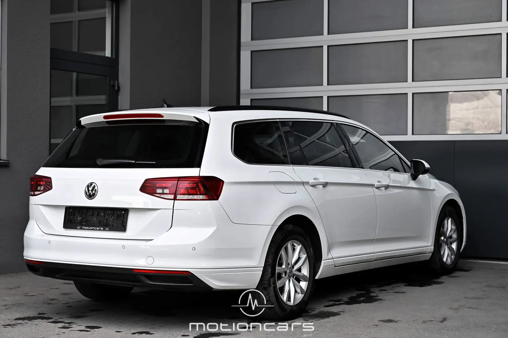 Volkswagen Passat Variant Passat 2.0 TDI BMT/Start-Stopp Business  Pickerl Weiß - 2