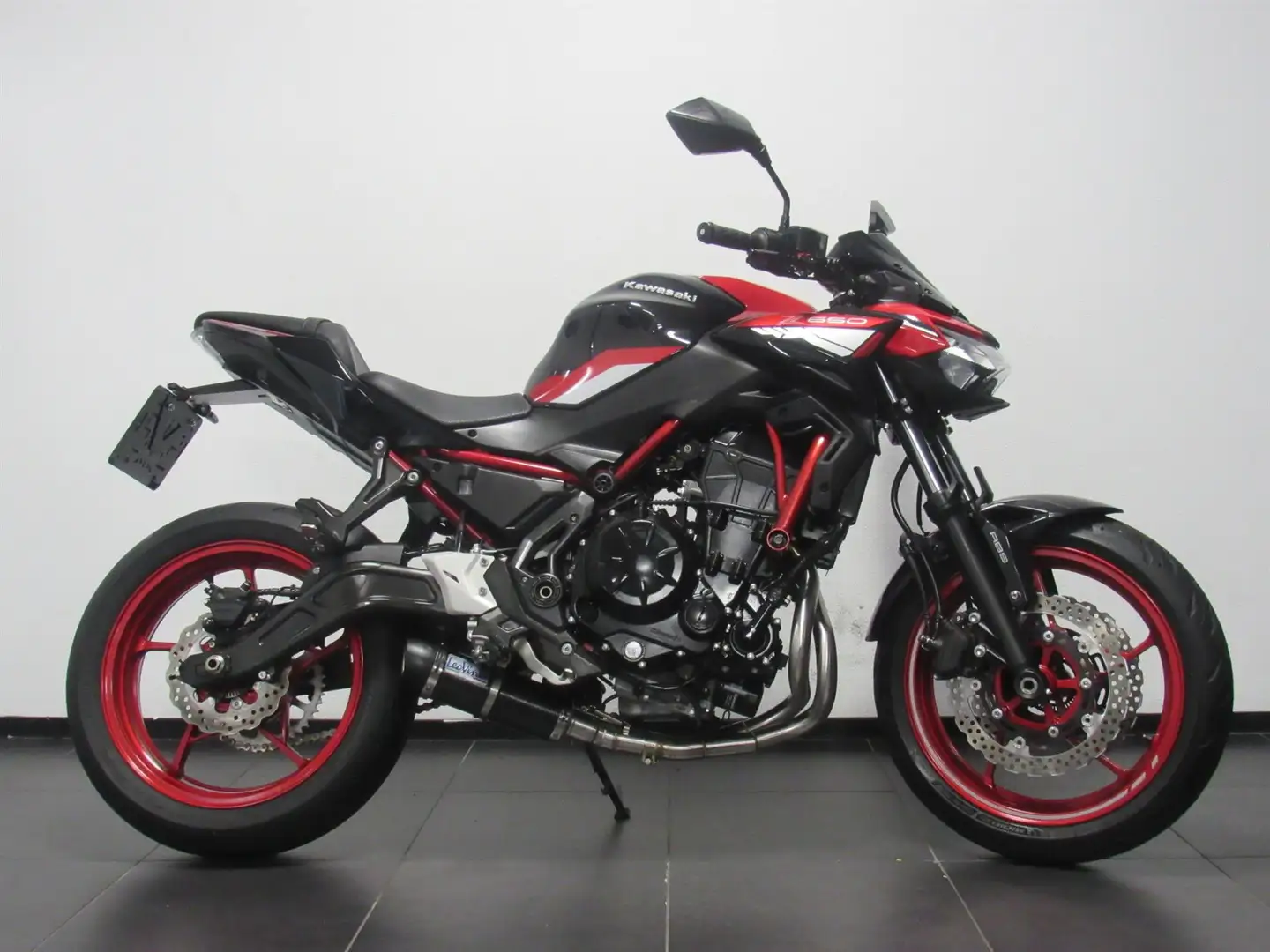 Kawasaki Z 650 ABS Rouge - 1