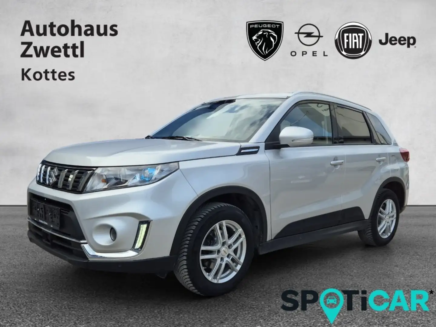 Suzuki Vitara 1,0DITC ALLGRIP Flash Aut. Grau - 1