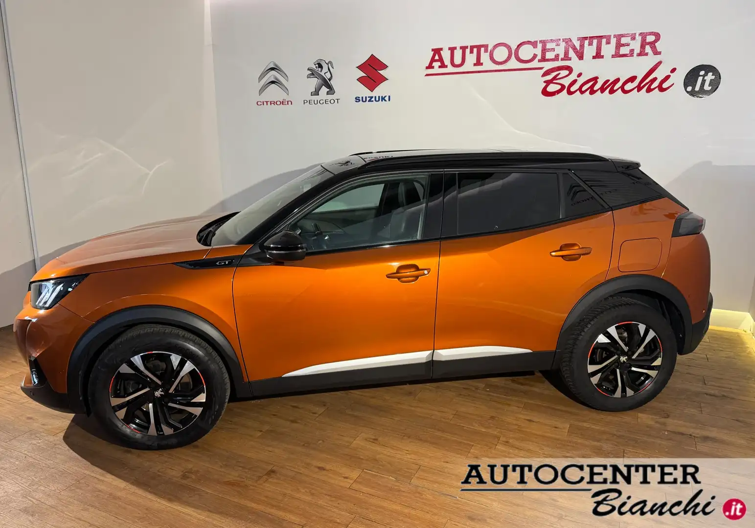 Peugeot 2008 1.5 bluehdi GT s&s 130cv eat8 Orange - 2