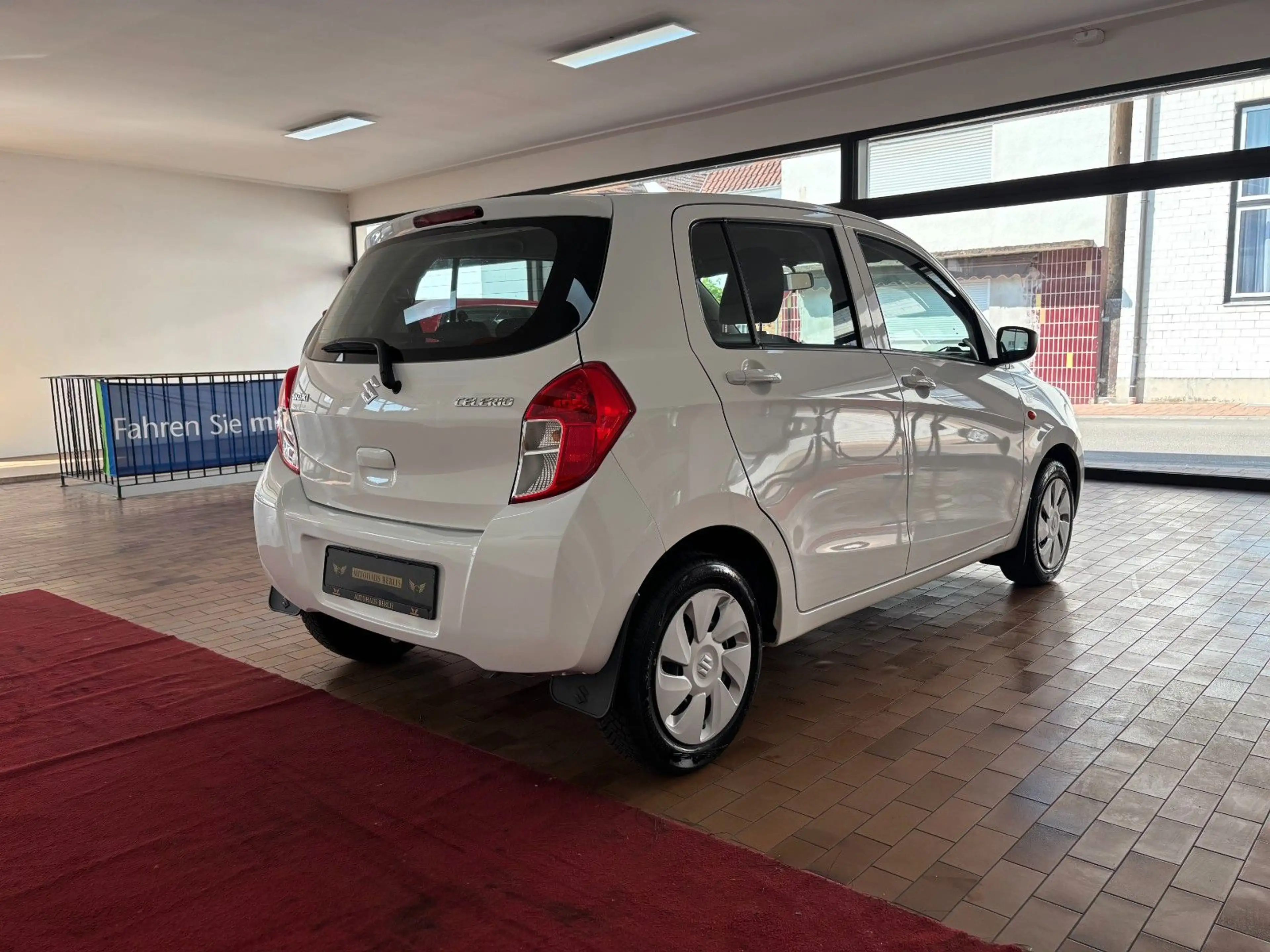 Suzuki Celerio Club 1.0/1.HAND/SCKHFT/KLIMA/EURO6 — photo 12
