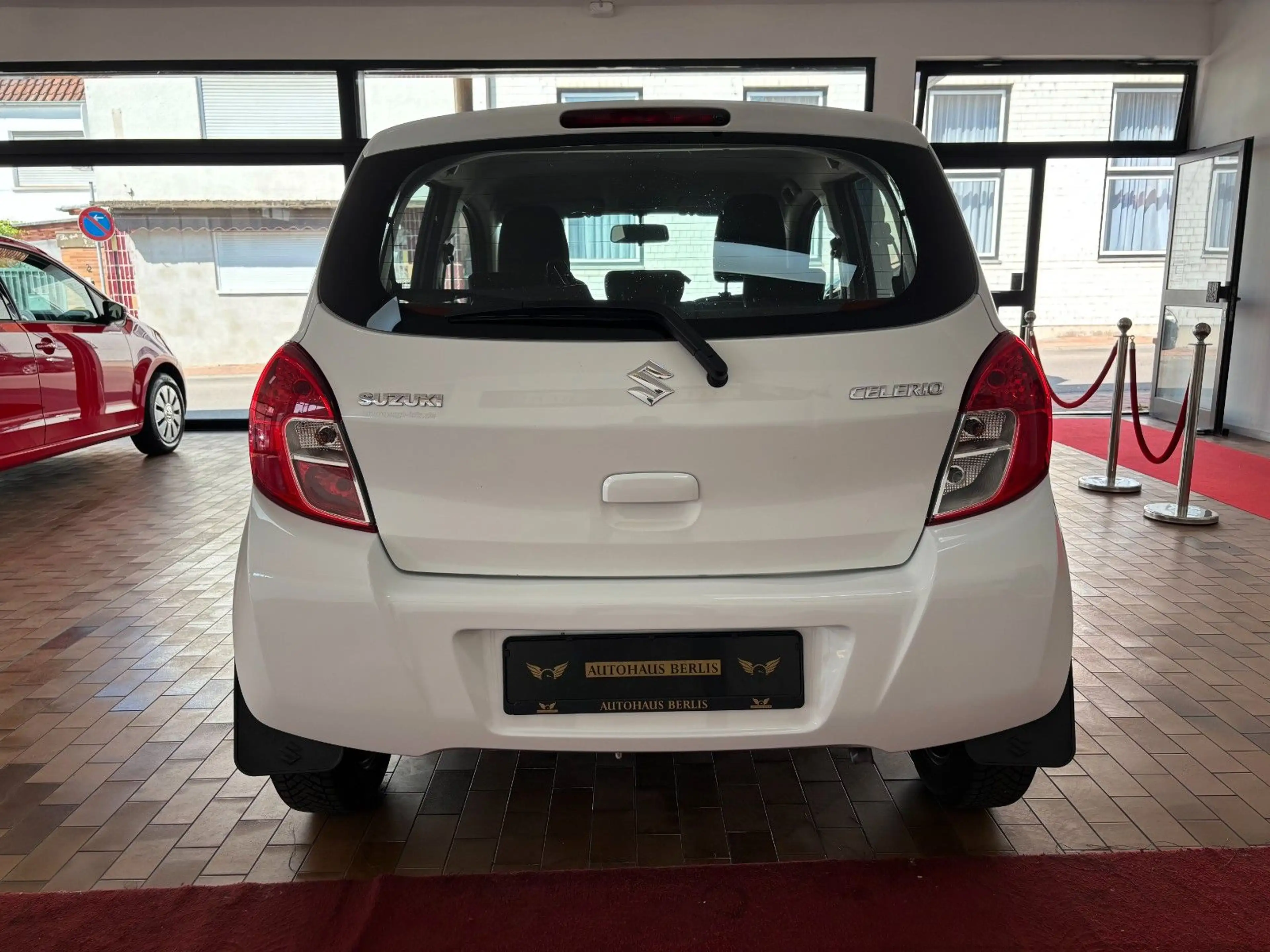 Suzuki Celerio Club 1.0/1.HAND/SCKHFT/KLIMA/EURO6 — photo 10