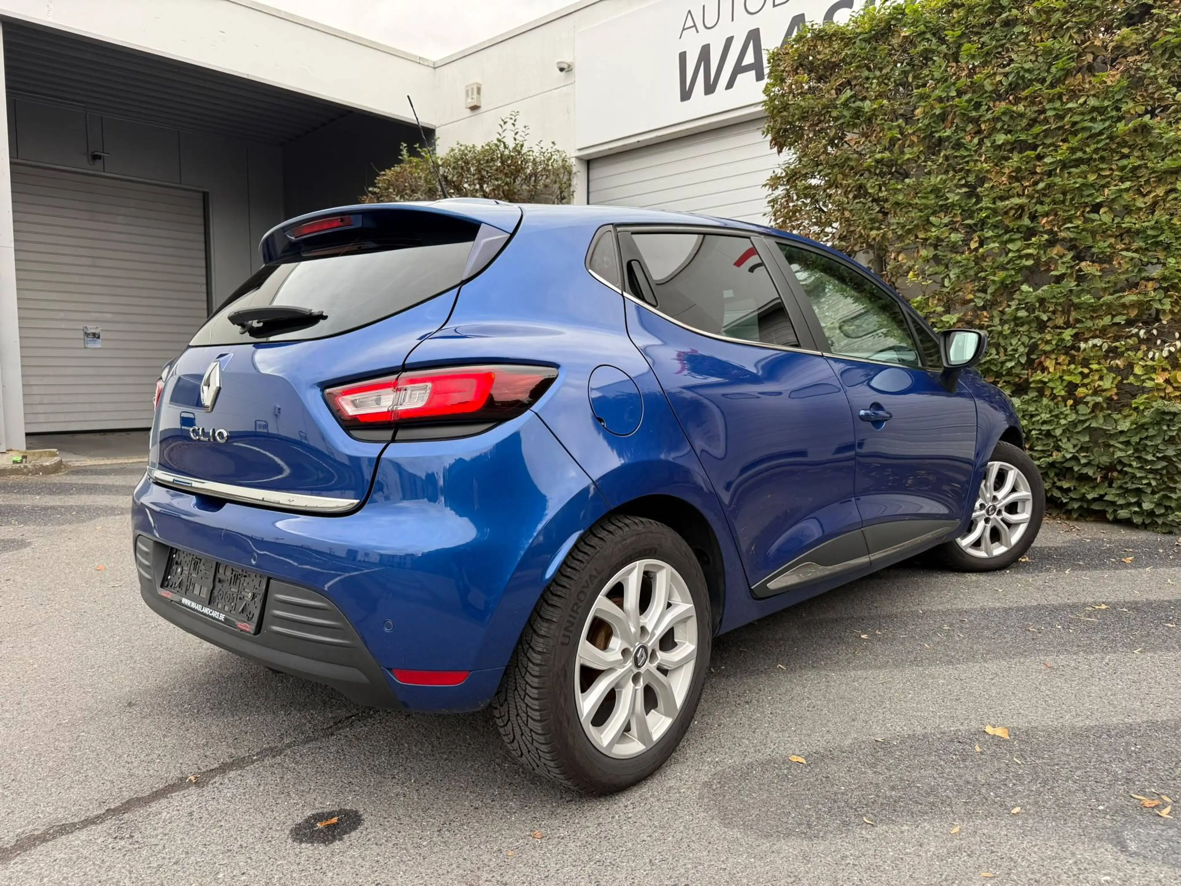 Renault Clio Clio 0.9 TCe Intens (EU6c) — photo 6