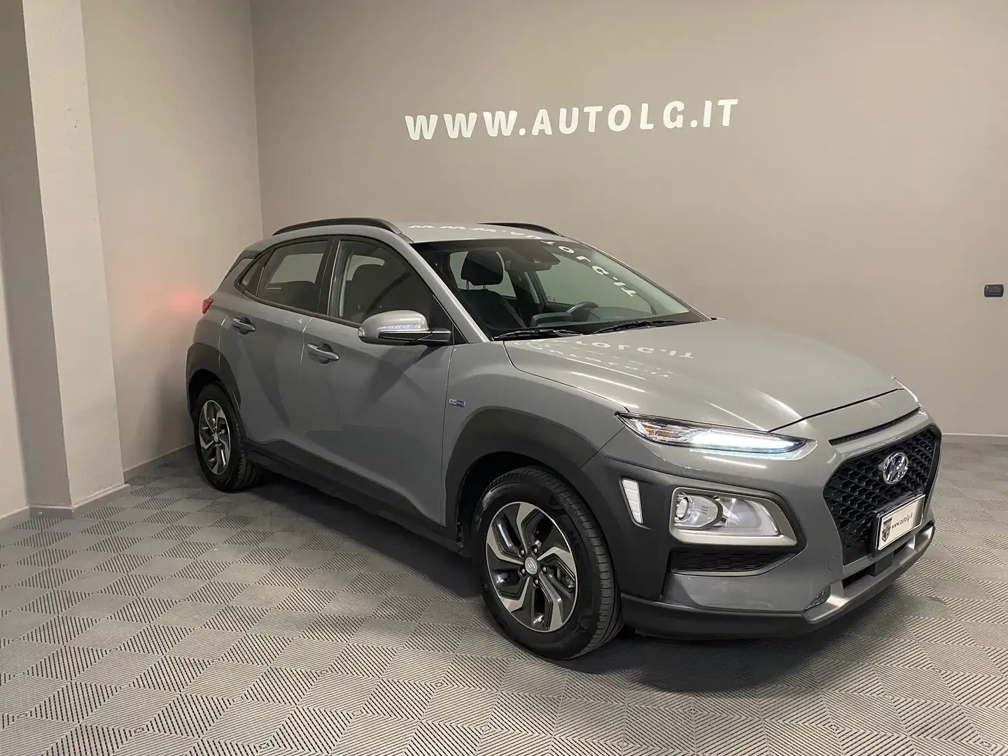 Hyundai KONA 1.6 hev Xtech 2wd dct 141 cv Grigio - 1