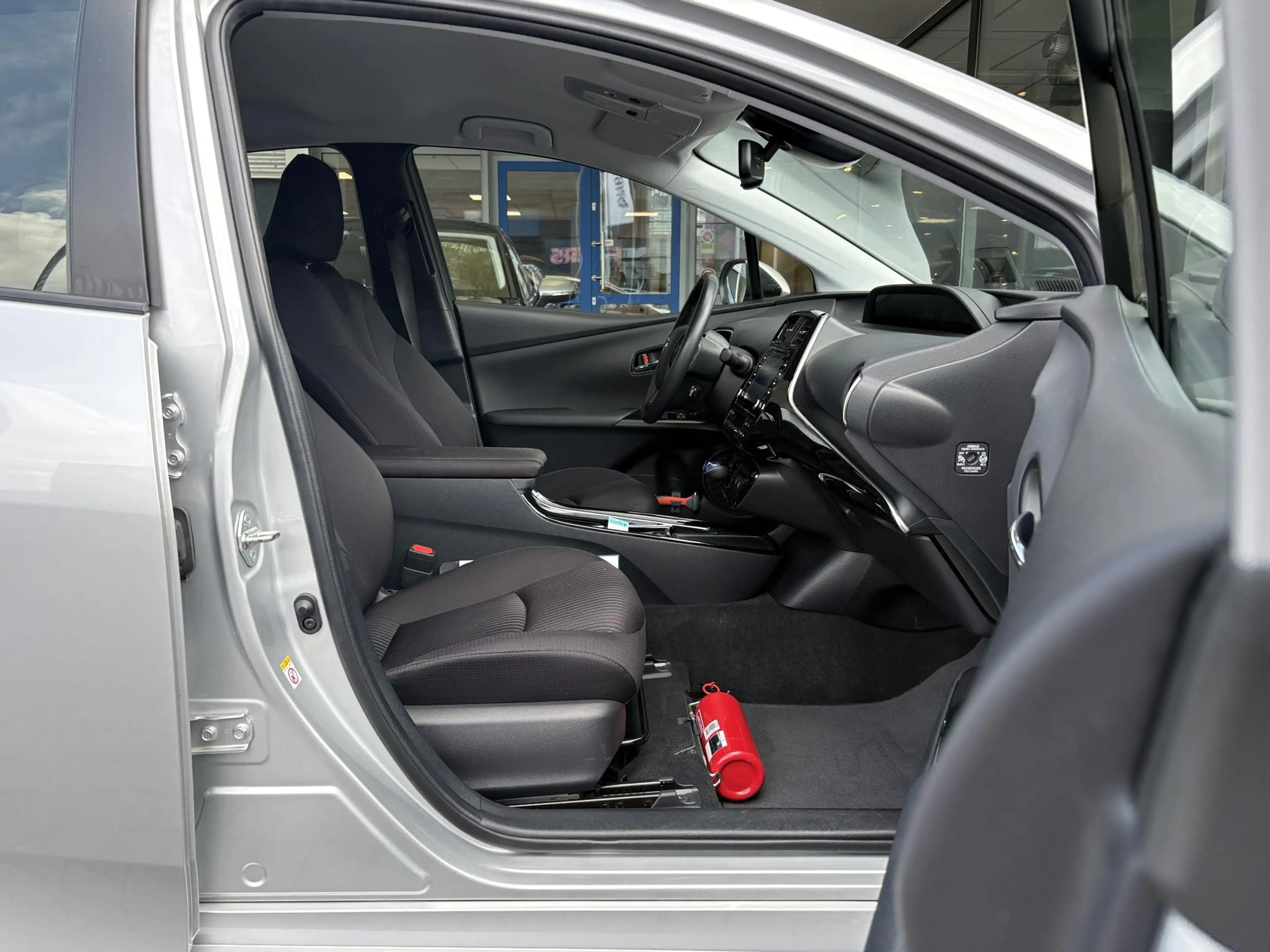 Toyota Prius 1.8 Dynamic — photo 5