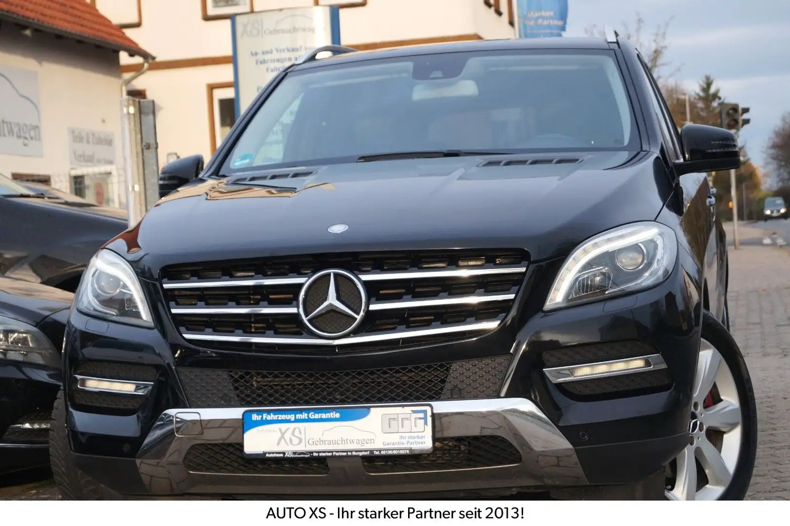 Mercedes-Benz ML 350 CDI BlueTec 4Matic 7G-Tronic Sportpaket Czarny - 1