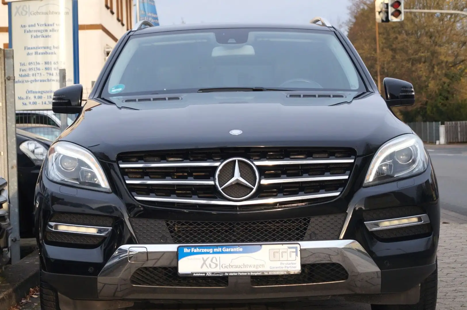 Mercedes-Benz ML 350 CDI BlueTec 4Matic 7G-Tronic Sportpaket Czarny - 2