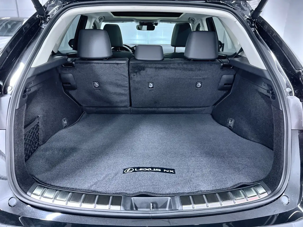 Lexus NX снимка Lexus NX