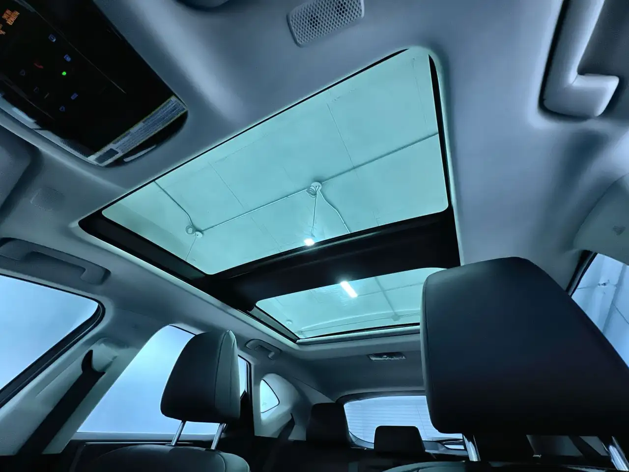 Lexus NX снимка Lexus NX