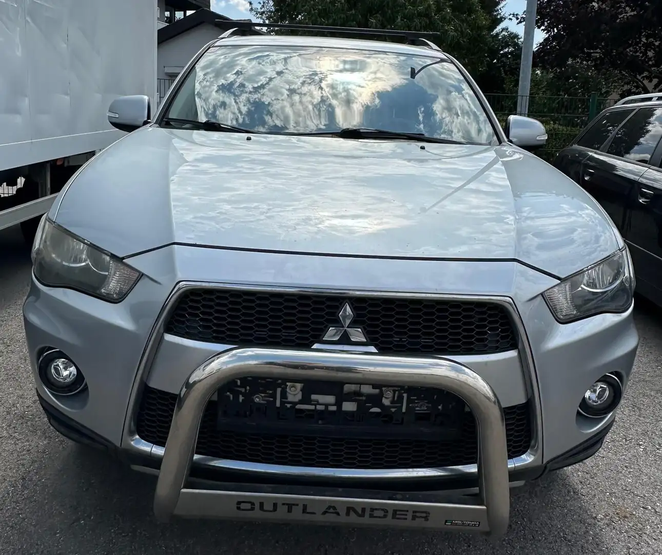 Mitsubishi Outlander 2,2 DI-D TC-SST Instyle Aut. Grau - 2