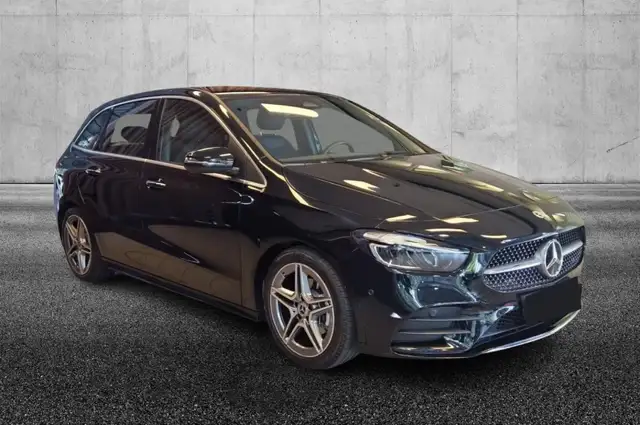 Mercedes-Benz B 180 B 180 Automatic AMG Line Advanced Plus
