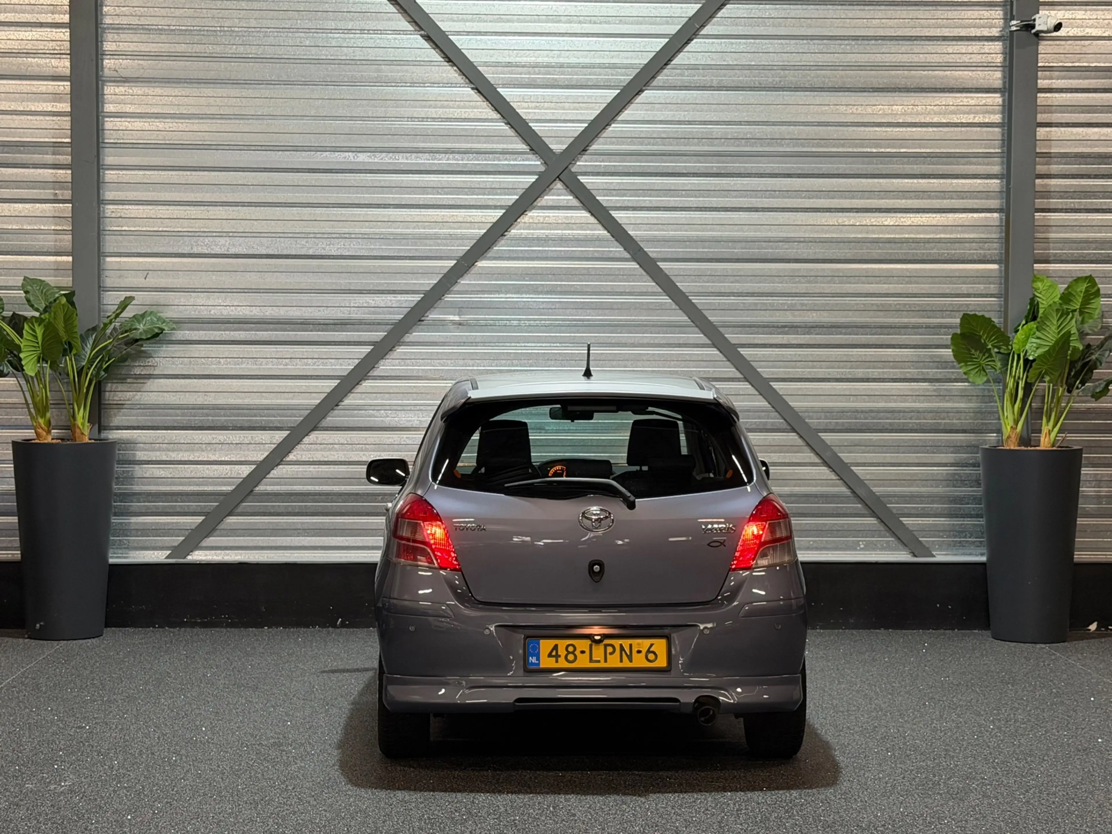 Toyota Yaris 1.3 VVTi Aspiration AUTOMAAT/NAVI/AIRCO/CLIMATE/CA — photo 6
