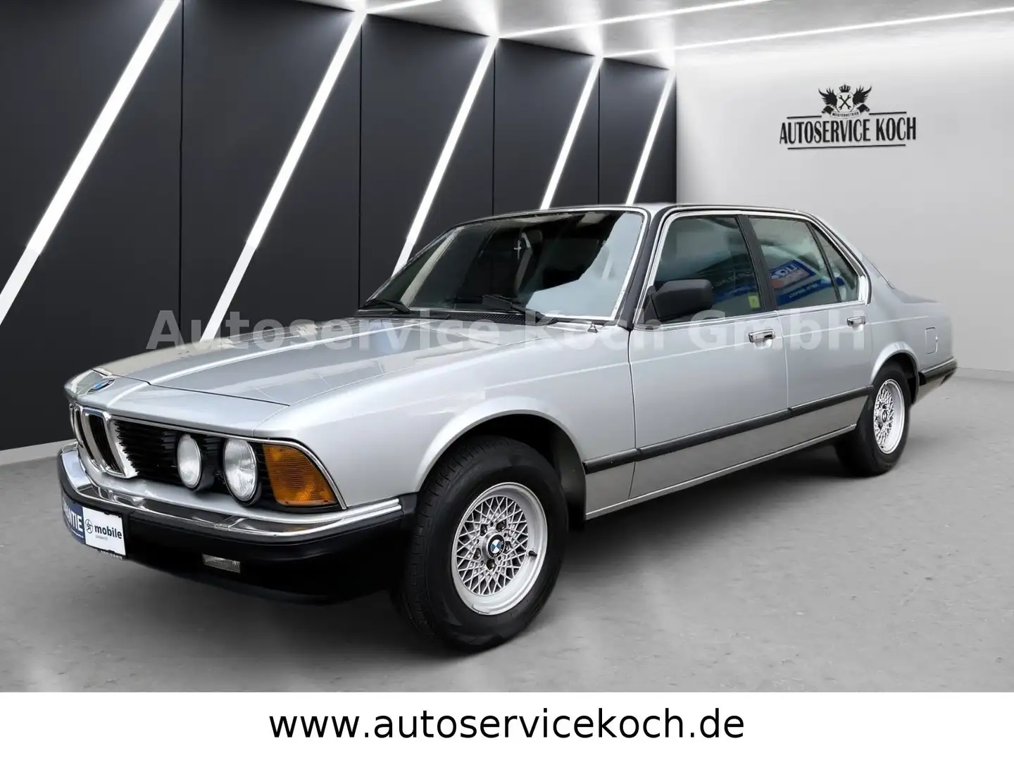 BMW 732 i Klassiker mit Stil aus 1985 Stříbrná - 2