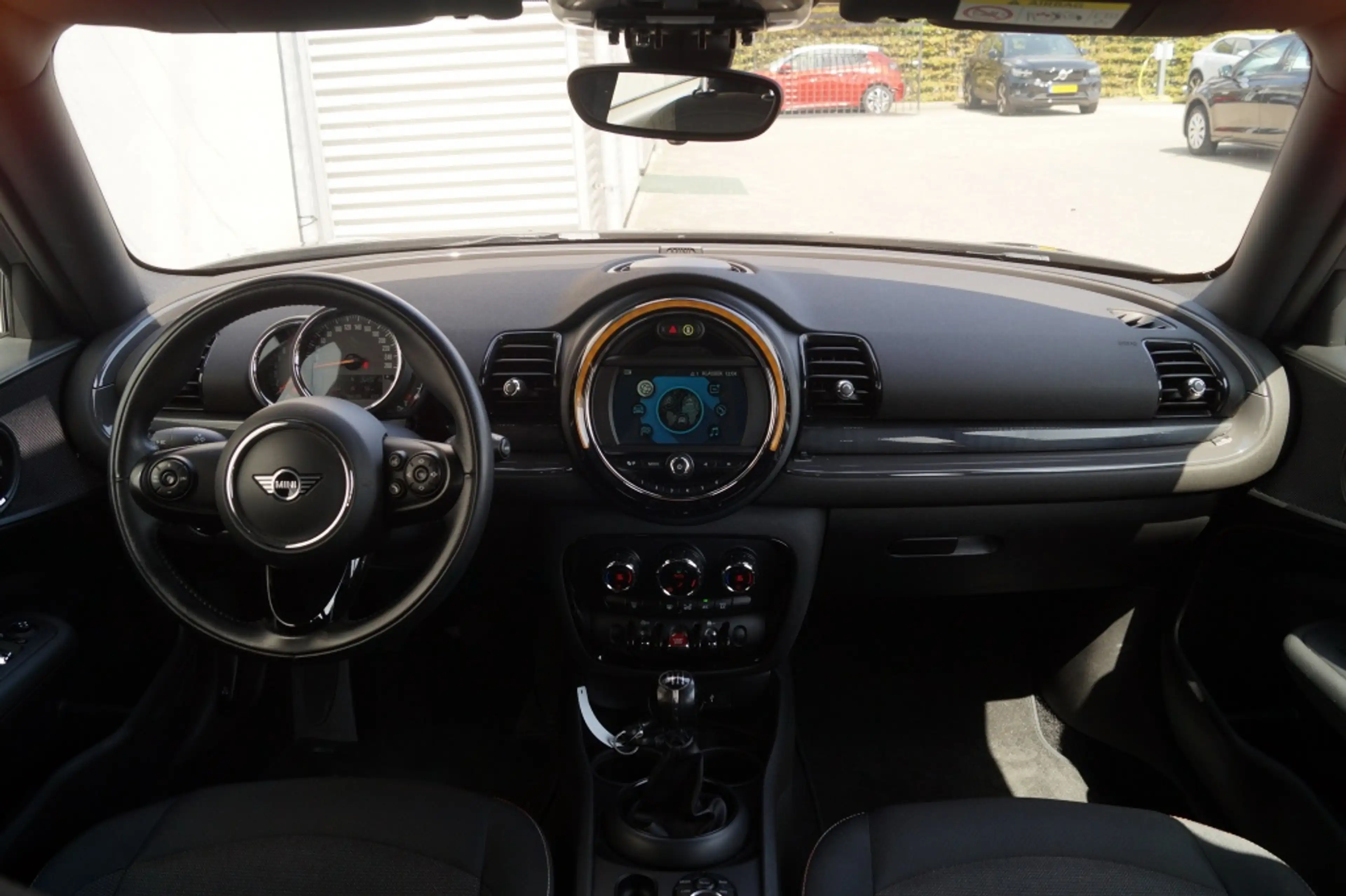 MINI Cooper Clubman 1.5 Business Edition -NAVI-ECC-PDC- — photo 9