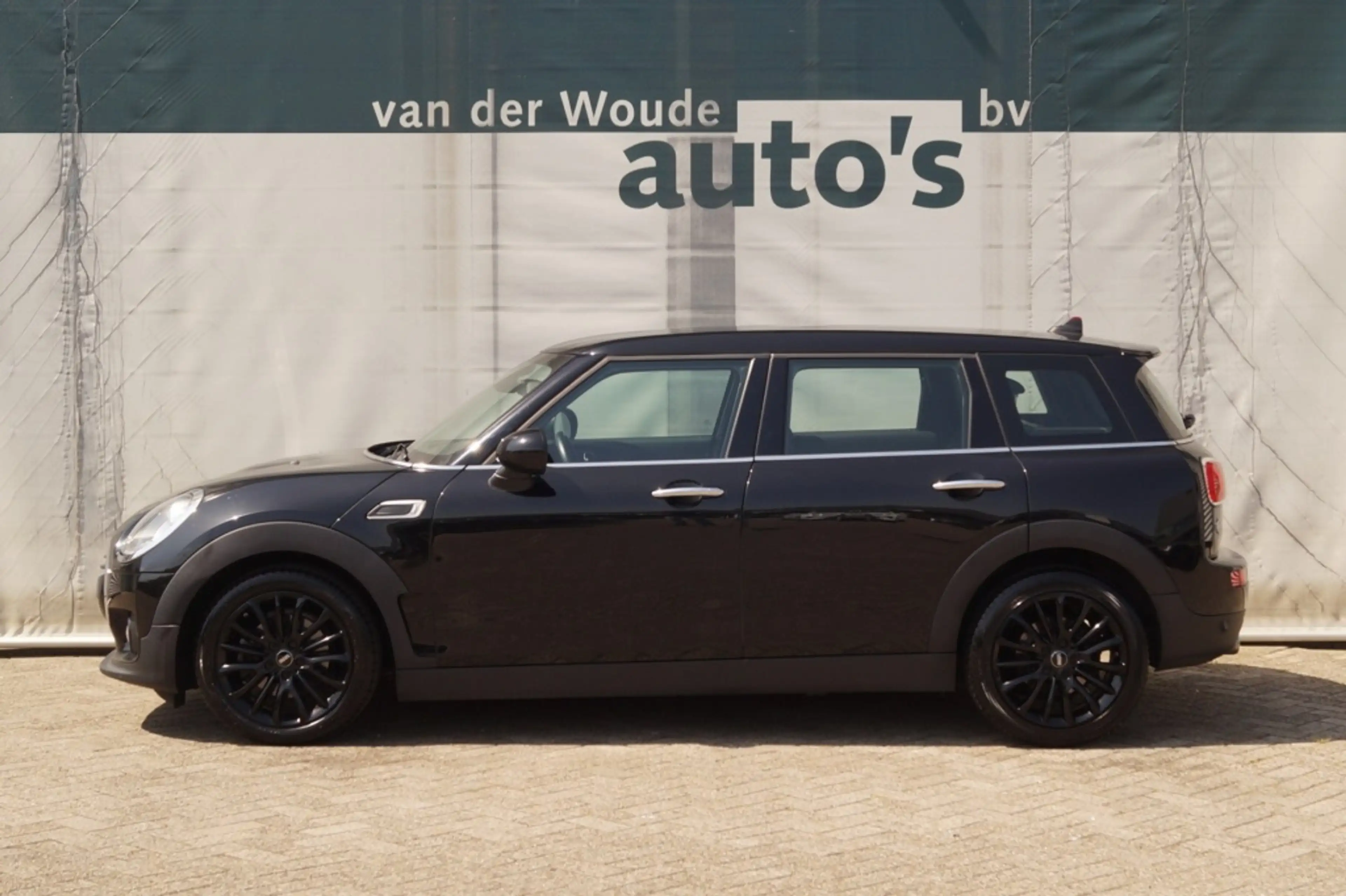 MINI Cooper Clubman 1.5 Business Edition -NAVI-ECC-PDC-