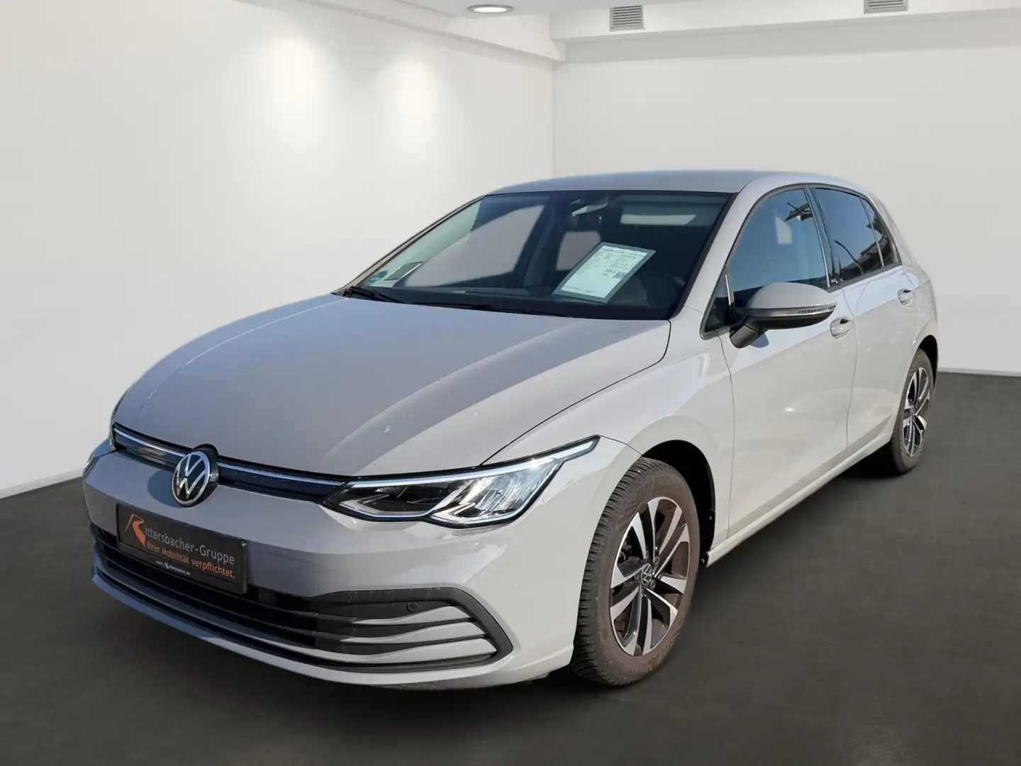 Volkswagen Golf VIII 1.0 TSI Life United Grau - 2