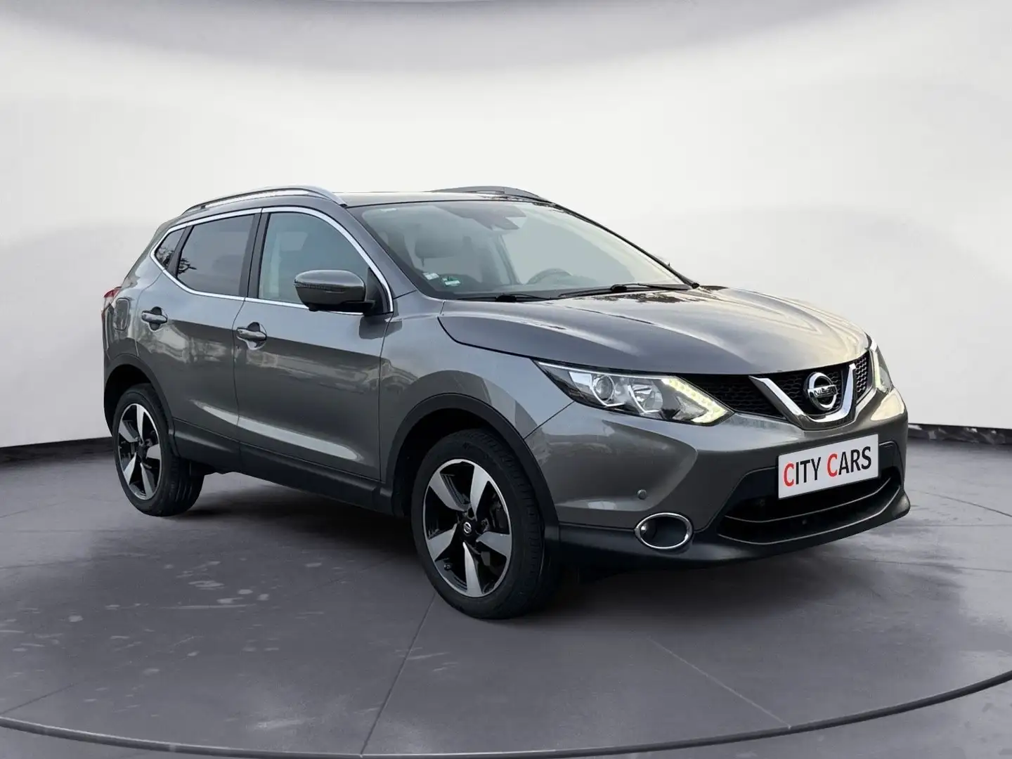 Nissan Qashqai 1.6 dCi N-Connecta Navi 360Kamera Gris - 2