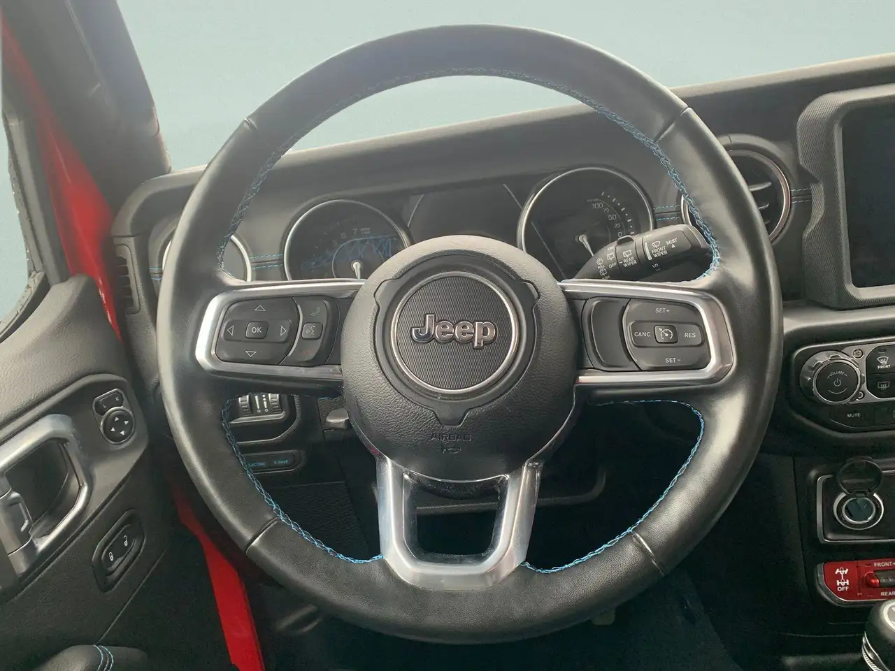 Jeep Wrangler снимка Jeep Wrangler