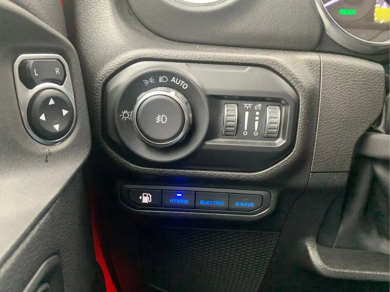 Jeep Wrangler снимка Jeep Wrangler