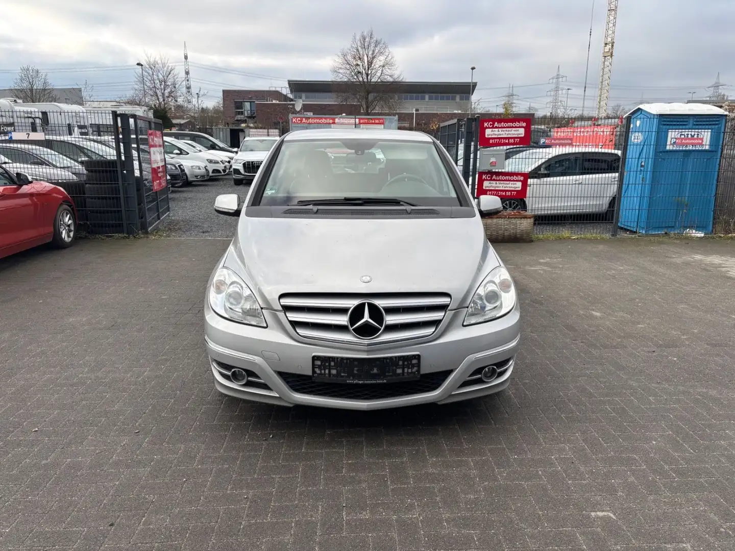Mercedes-Benz B 180 *2HAND*TÜV NEU* Silber - 2