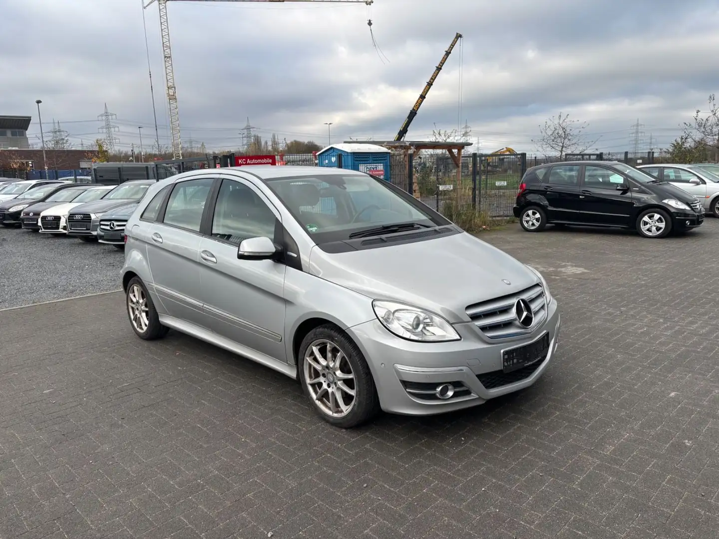 Mercedes-Benz B 180 *2HAND*TÜV NEU* Silber - 1