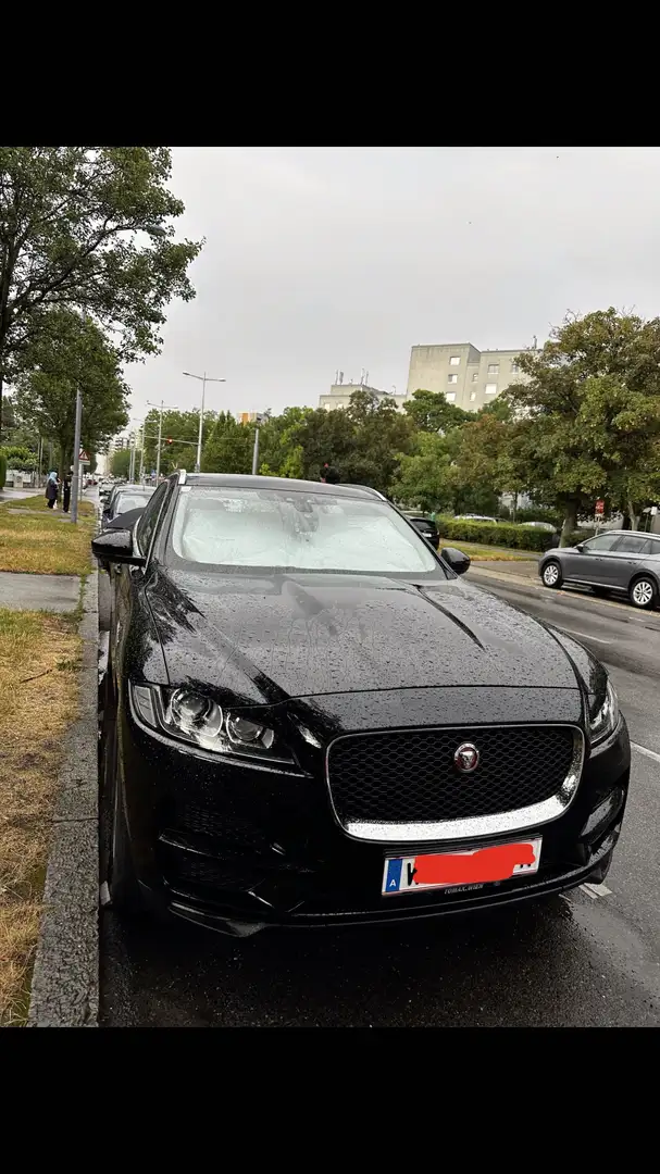 Jaguar F-Pace 20d AWD Prestige Aut. - 1
