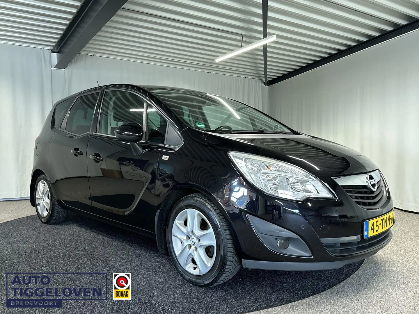 Opel Meriva 1.4 Turbo Anniversary Edition Zwart - 1