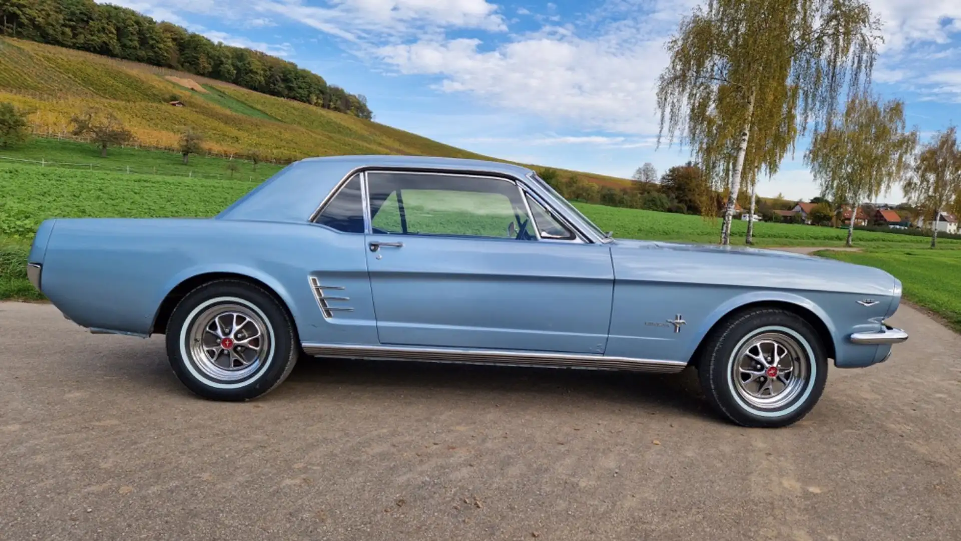 Ford Mustang Original V8, Automatik Blau - 1