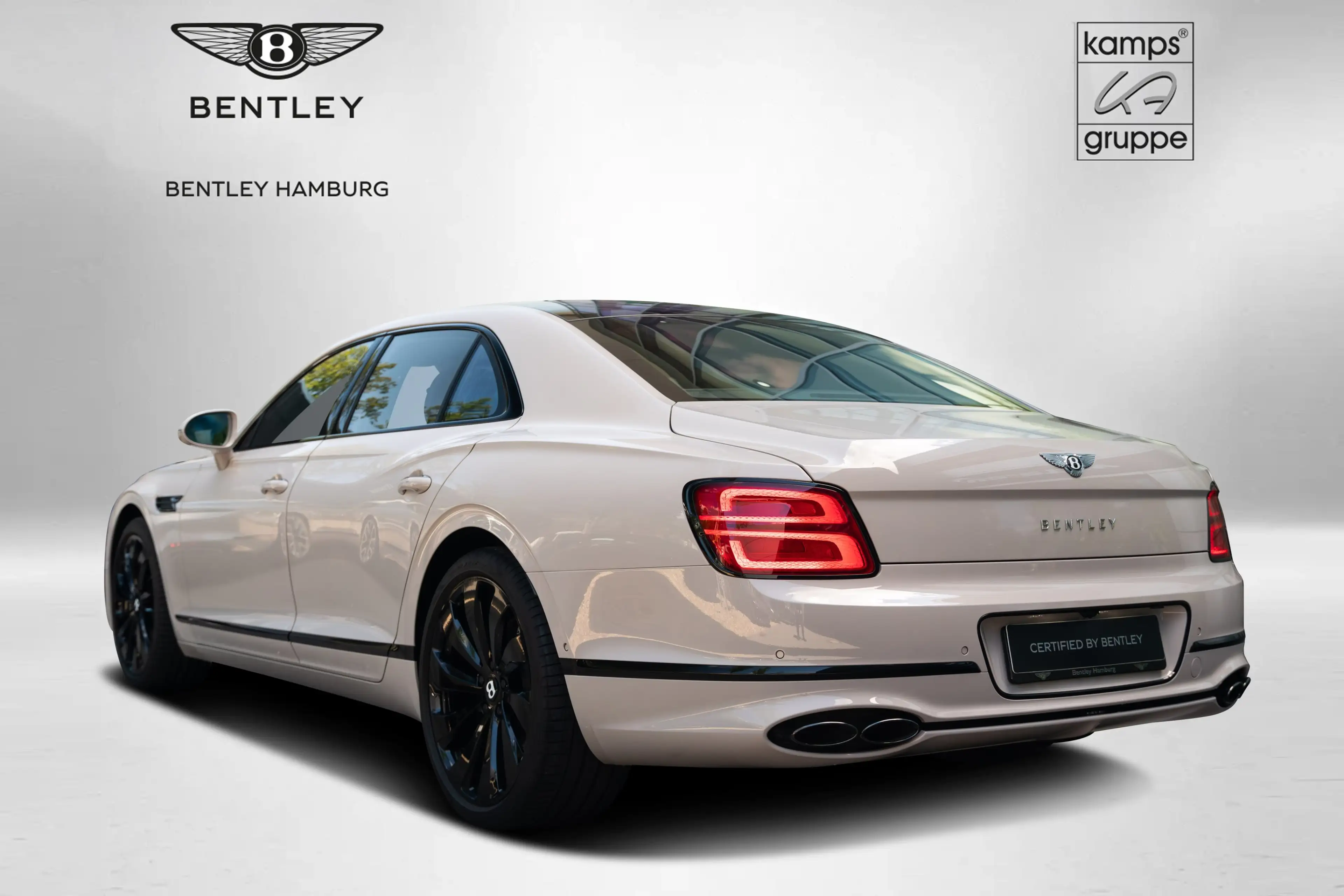 Bentley Flying Spur V8 — photo 7