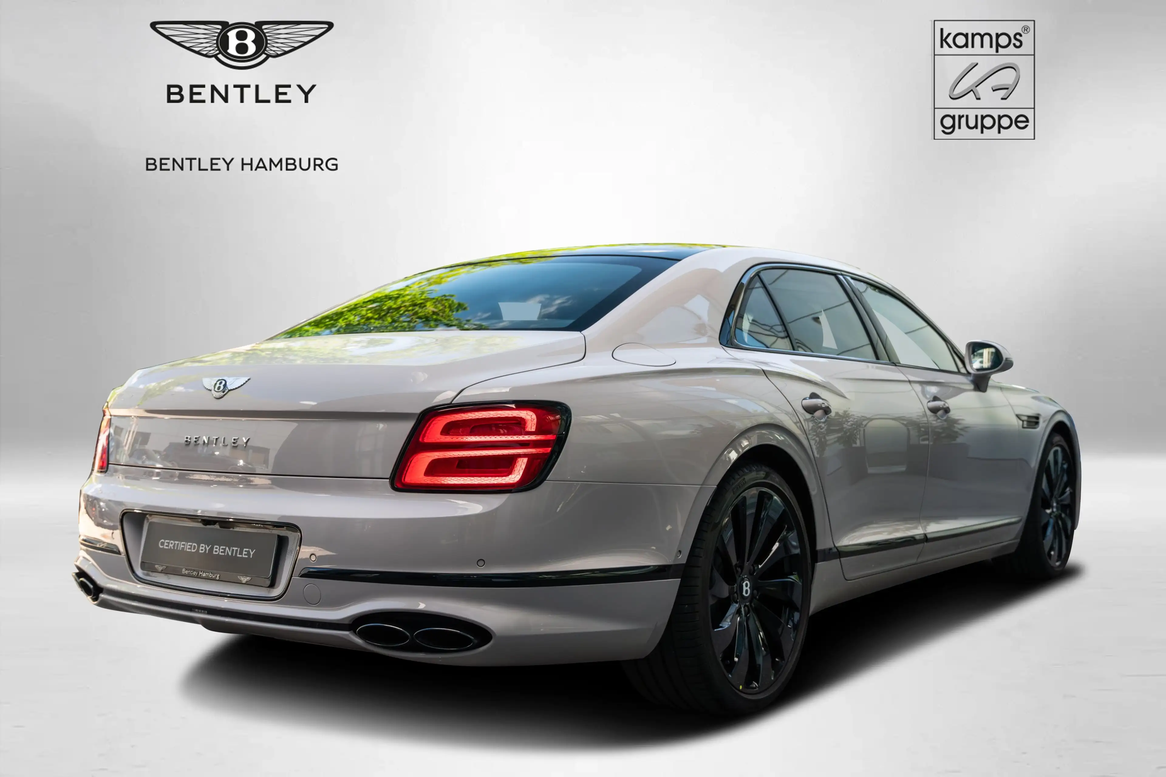 Bentley Flying Spur V8 — photo 5