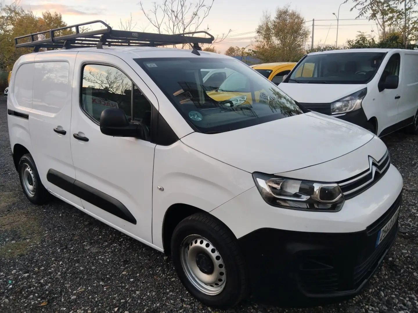 Citroen Berlingo Furgón 1.6BlueHDi 75 Blanco - 1