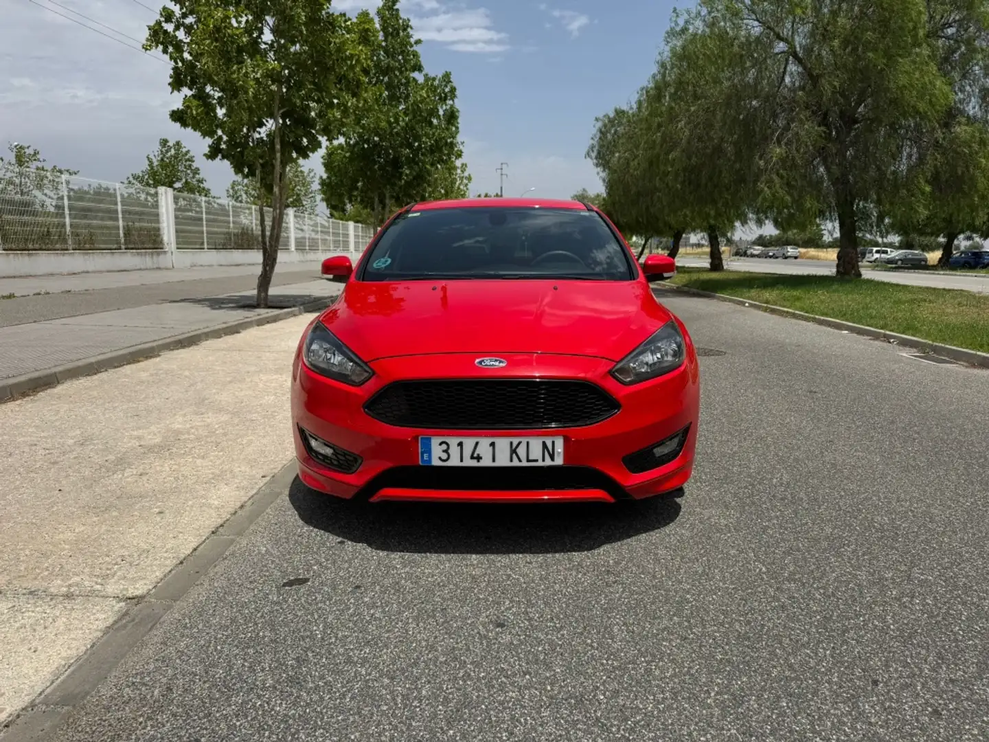 Ford Focus 1.0 Ecoboost Auto-S&S ST-Line 125 Rouge - 2