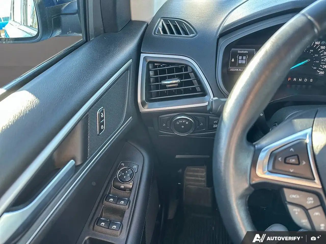 Ford Edge снимка Ford Edge